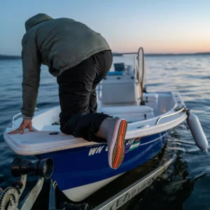 Grundéns 12" Deck Boot> Footwear
