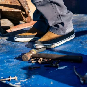 Grundéns Freeboard Leather Chukka> Footwear