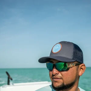 Grundéns Hook Trucker Hat>Men Hats