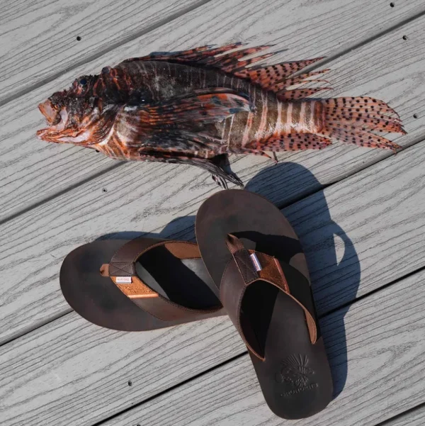 Grundéns Lionfish Sandal> Footwear
