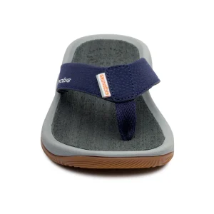 Grundéns Women's Deck Mate 3-Point Sandal> Footwear